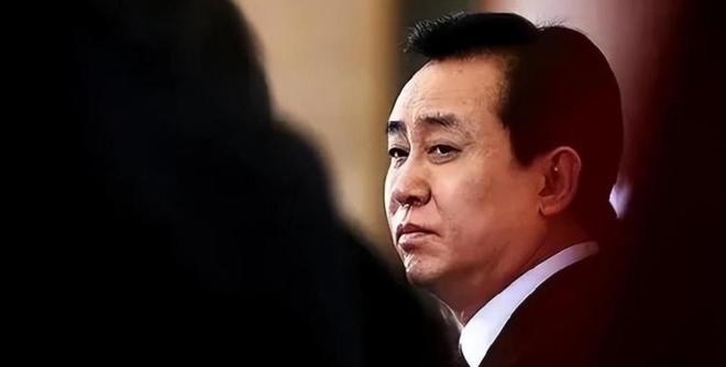 _许家印花1300万迁祖坟，大概率被人做局，铸能量困龙局七年后倒台_许家印花1300万迁祖坟	，大概率被人做局，铸能量困龙局七年后倒台